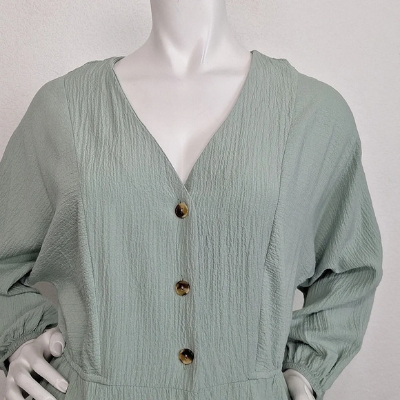 Calvin Klein Sage Green Coquette Preppy V-Neck Button Front Shirt Dress Size 4 - Picture 2 of 10